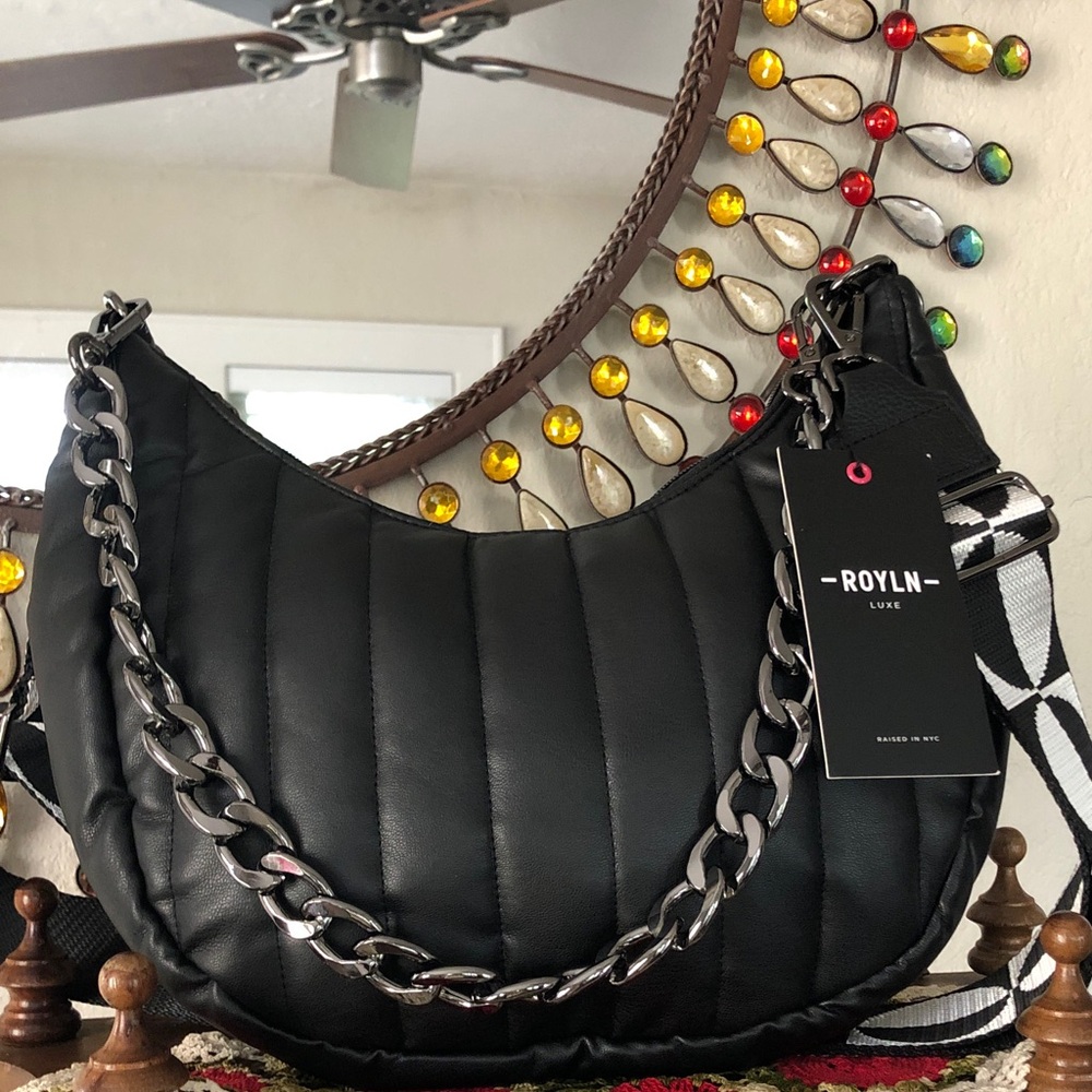 NWT THINK ROYLN Black Faux Leather Quilted Crossbody w:2 Straps